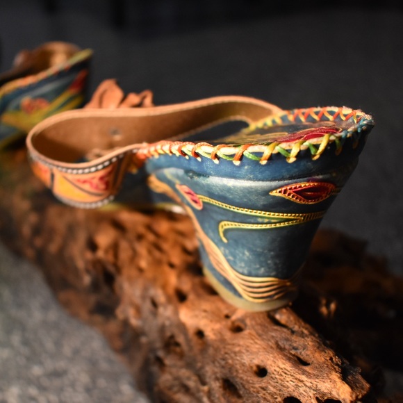 Jamaican made leather sandals - Picture 7 of 8